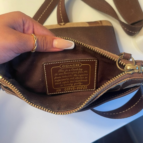 Crossbody Coach bag - Picture 4 of 7